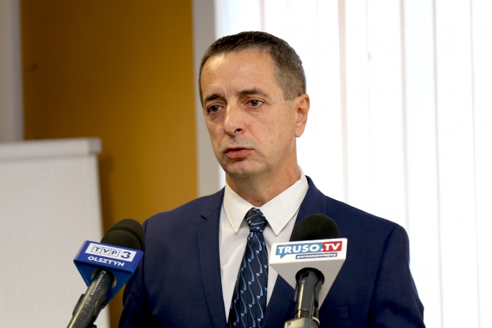 Senator Jerzy Wcisła: „Twarz kłamcy jest twarzą kampanii wyborczej PiS-u”